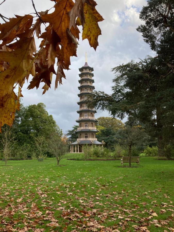 By The Pagoda- Cozy Garden Flat By Richmond & Kew Gardens Exterior photo